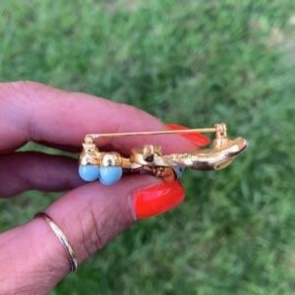 Sarah Coventry White Enamel Leaf Turquoise Brooch - Picture 3 of 5